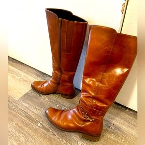 Leather boots in good quality